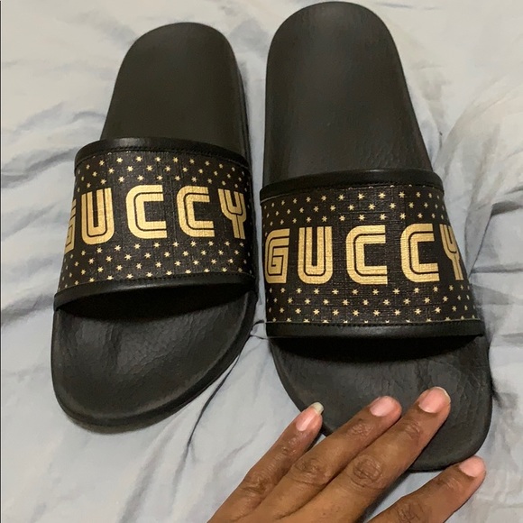 Gucci flip flops